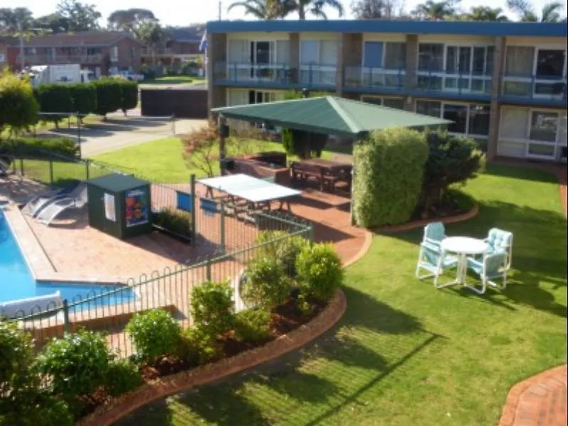 The Retreat Lakeside Merimbula Australia