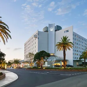 Crown Promenade 4* Perth