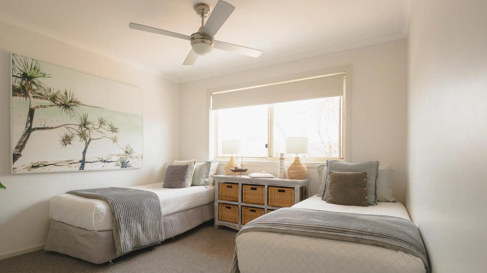 The Retreat Lakeside Merimbula Australia