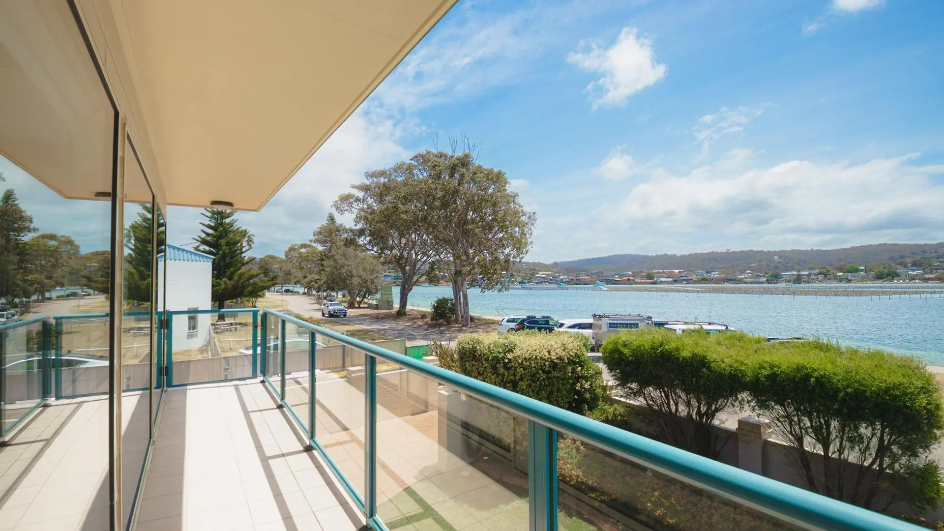 Aparthotel The Retreat Lakeside Merimbula